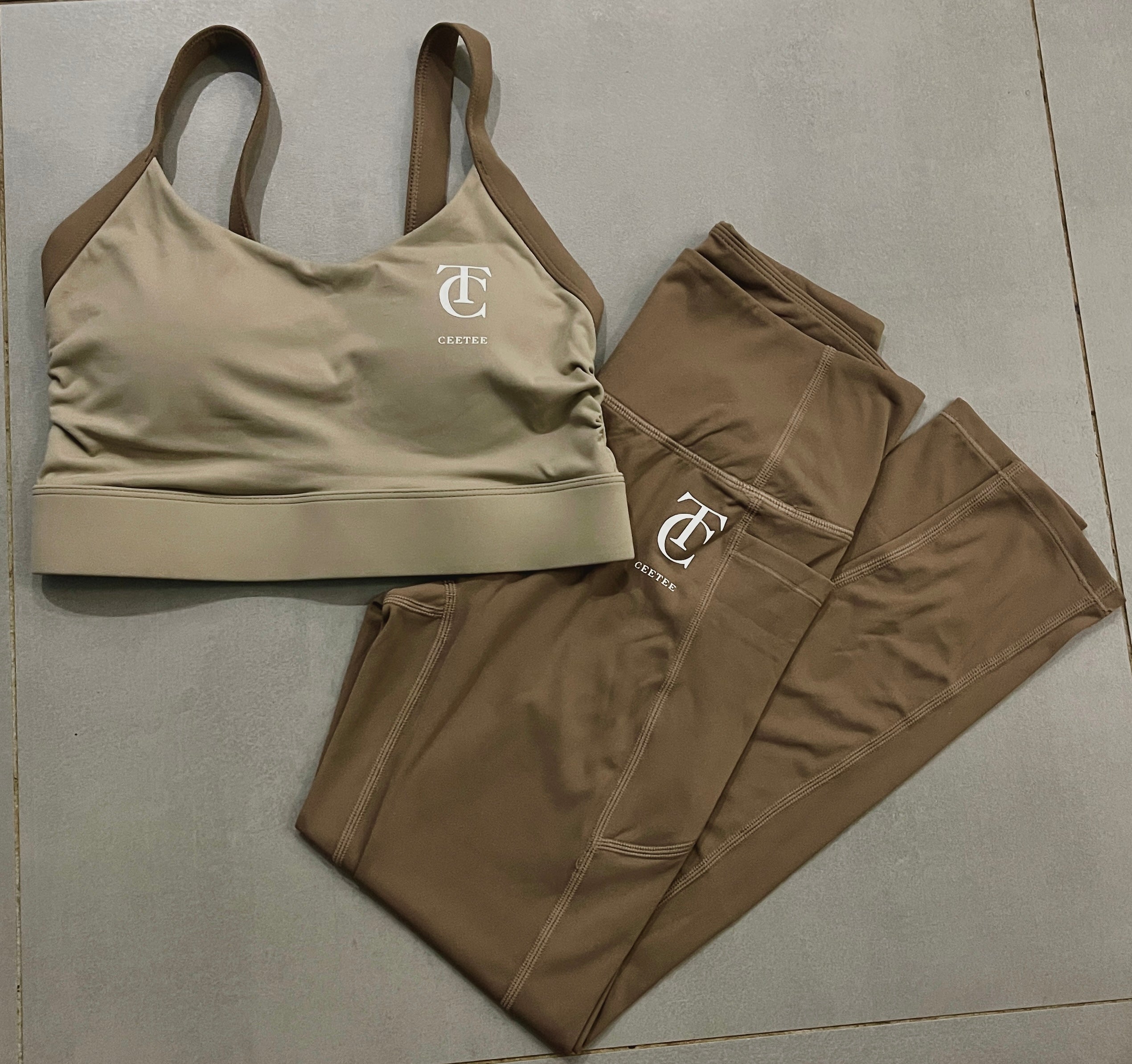 Essential Sports Bra & Leggings Set