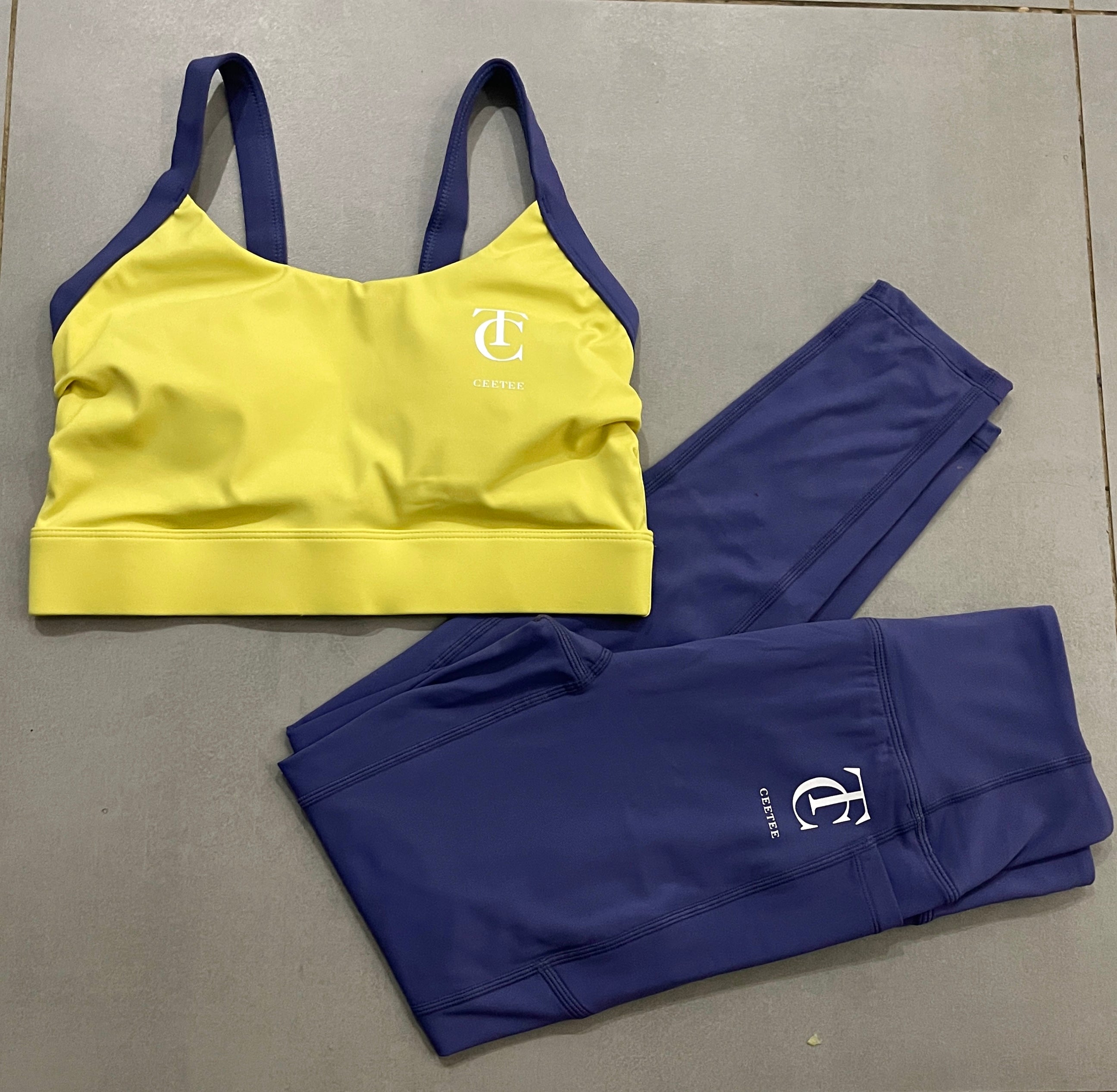 Essential Sports Bra & Leggings Set